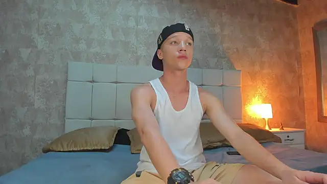 angelcortes online show from 19, 11, 2025