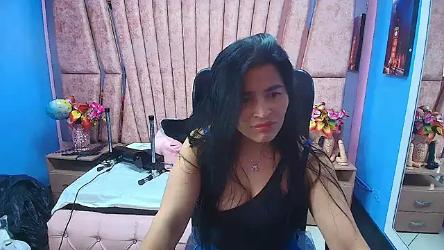 HornySkinny26 online show from 28, 11, 2025