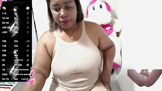 Snapshot of thickebonymilfF chatting on 10, 11, 2025 thickebonymilfF online show from 10, 11, 2025