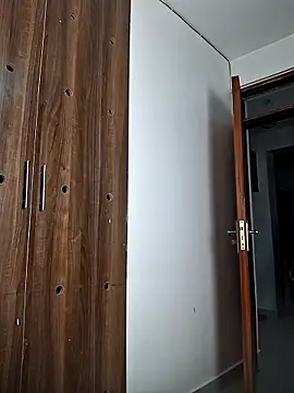 hornycreamybabe online show from 2, 11, 2025