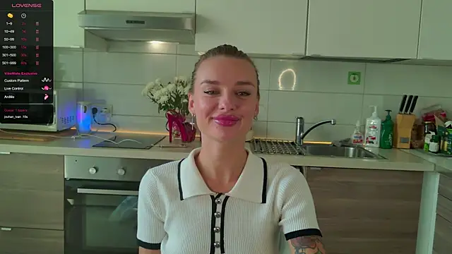 MissLovex online show from 9, 9, 2025