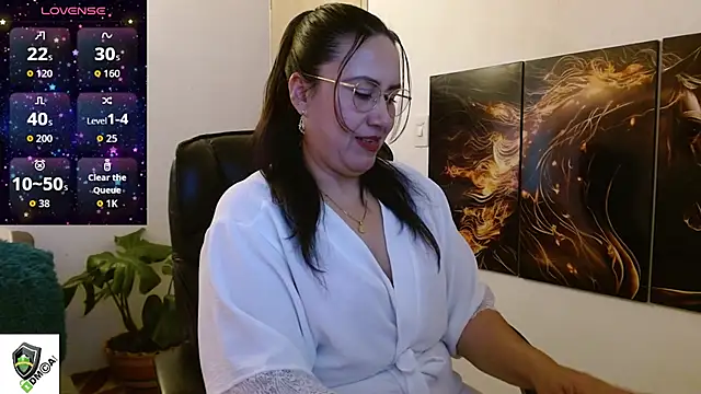 amalia brunette online show from 8, 9, 2025