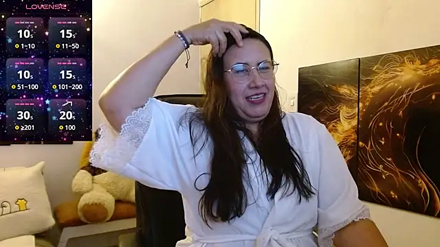 amalia brunette online show from 26, 11, 2025