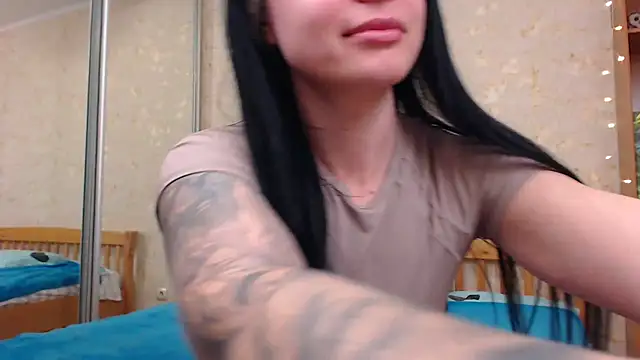 JuicyJess online show from 2, 2, 2025