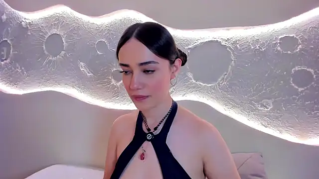 Snapshot of Kate_Amaretto_ chatting on 13, 12, 2025 Kate Amaretto online show from 13, 12, 2025