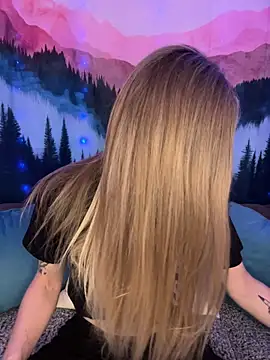 ItsDanniG online show from 5, 2, 2026