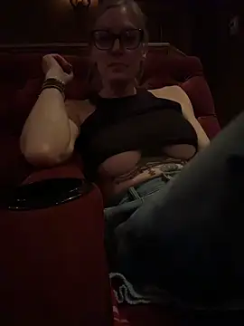 ItsDanniG online show from 22, 3, 2026