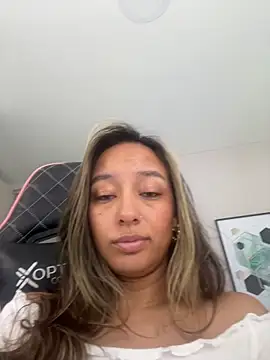 DianaHopson online show from 12, 11, 2025