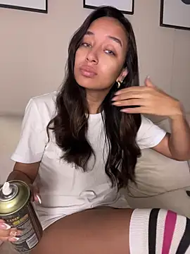 DianaHopson online show from 8, 4, 2026