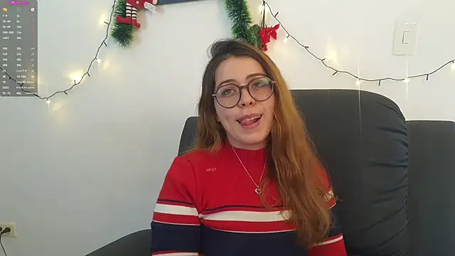Snapshot of irinasweet27 chatting on 18, 12, 2024 irinasweet27 online show from 18, 12, 2024