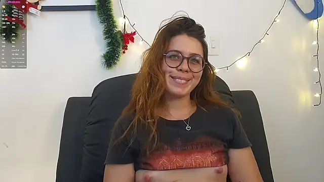 Snapshot of irinasweet27 chatting on 22, 12, 2024 irinasweet27 online show from 22, 12, 2024
