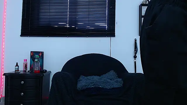 KinkyAllisonSub online show from 18, 2, 2025