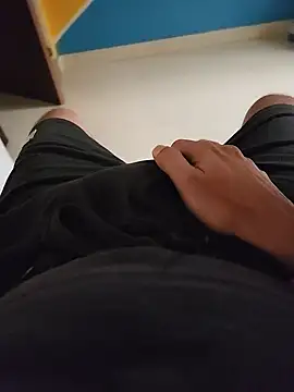 Snapshot of surfer_fun29 chatting on 14, 12, 2024 surfer fun29 online show from 14, 12, 2024