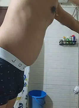 Snapshot of surfer_fun29 chatting on 30, 12, 2024 surfer fun29 online show from 30, 12, 2024