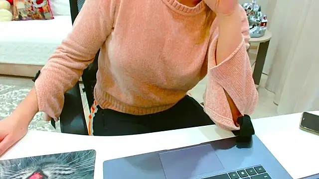 EveLove33 online show from 7, 2, 2026