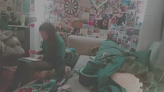 DownstairsSky online show from 4, 2, 2025