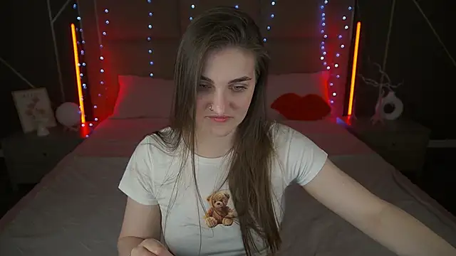 EmmyCharmm online show from 19, 3, 2026