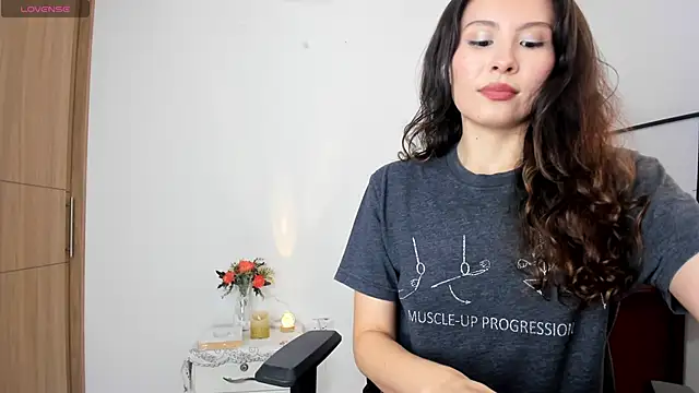 amara falcon online show from 11, 11, 2025