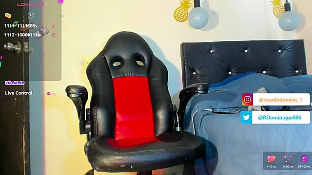 Snapshot of FuckHardlove chatting on 24, 1, 2025 FuckHardlove online show from 24, 1, 2025