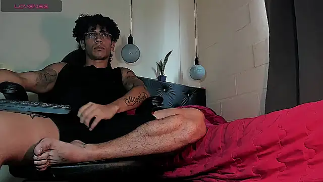 Snapshot of FuckHardlove chatting on 28, 9, 2025 FuckHardlove online show from 28, 9, 2025