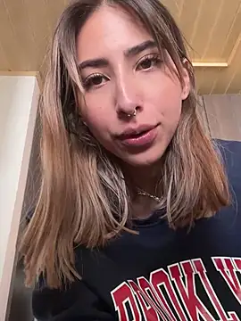 Ameellie online show from 18, 1, 2025