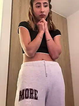 Ameellie online show from 12, 3, 2025