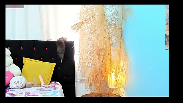 natacha wolf online show from 3, 2, 2026