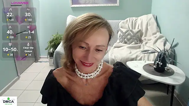 Snapshot of HornyMilf_777 chatting on 9, 6, 2026 HornyMilf 777 online show from 9, 6, 2026