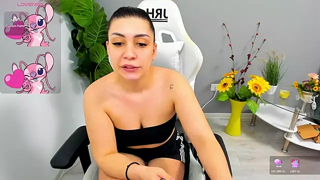 EveEvian online show from 8, 4, 2026