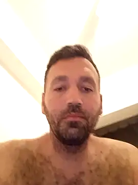 Snapshot of florin421 chatting on 20, 3, 2026 florin421 online show from 20, 3, 2026