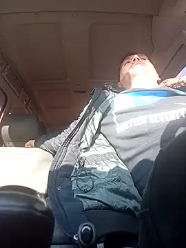 Snapshot of florin421 chatting on 23, 3, 2026 florin421 online show from 23, 3, 2026