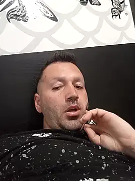 Snapshot of florin421 chatting on 27, 3, 2026 florin421 online show from 27, 3, 2026