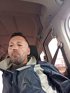 Snapshot of florin421 chatting on 29, 3, 2026 florin421 online show from 29, 3, 2026