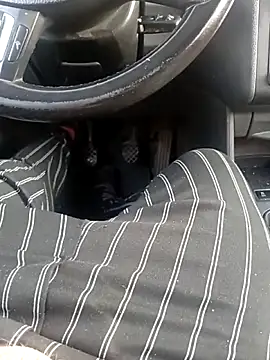 Snapshot of florin421 chatting on 1, 4, 2026 florin421 online show from 1, 4, 2026