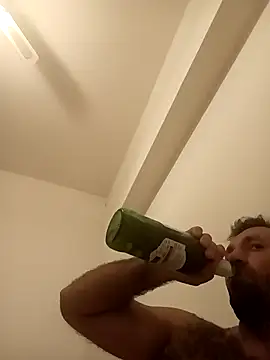 Snapshot of florin421 chatting on 6, 4, 2026 florin421 online show from 6, 4, 2026