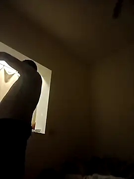 Snapshot of florin421 chatting on 15, 4, 2026 florin421 online show from 15, 4, 2026