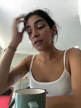 Alahia Rodriguez online show from 5, 3, 2026