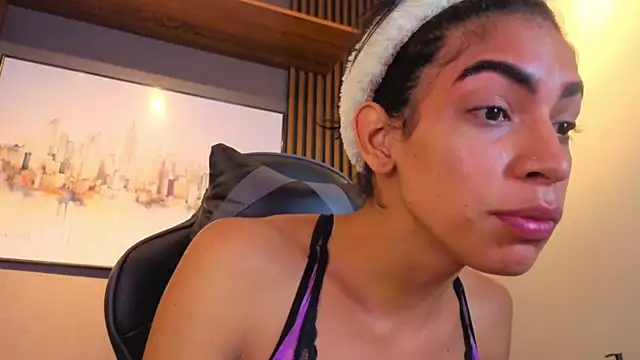 Snapshot of Alahia_Rodriguez chatting on 20, 7, 2026 Alahia Rodriguez online show from 20, 7, 2026