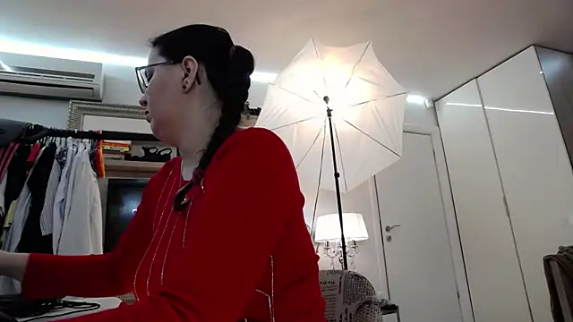 ILoveToFeelU online show from 16, 3, 2025