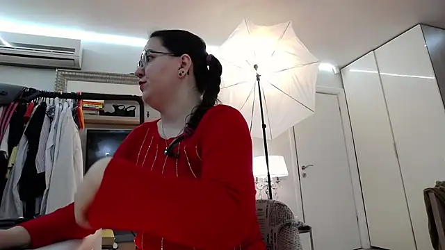 ILoveToFeelU online show from 17, 3, 2025