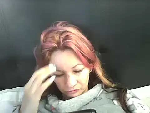 Snapshot of Paulita_x3 chatting on 12, 1, 2025 Paulita x3 online show from 12, 1, 2025
