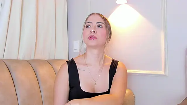 Lia walton online show from 20, 2, 2026