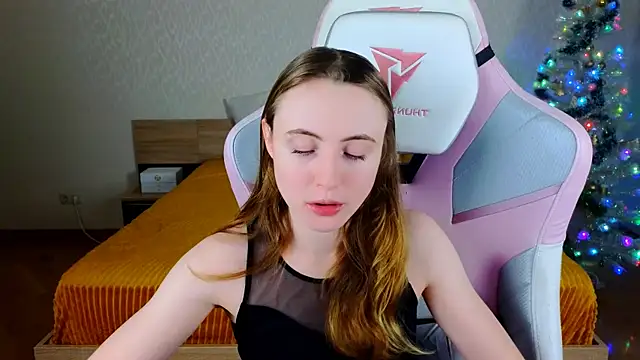 Cowell Adelina online show from 22, 12, 2025