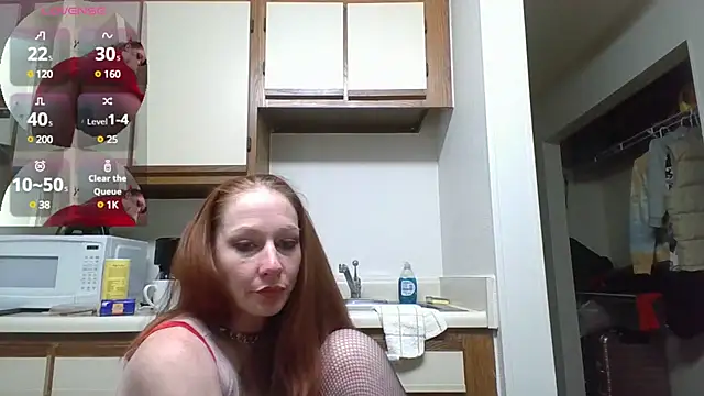 Snapshot of SexyRed247365 chatting on 6, 3, 2025 SexyRed247365 online show from 6, 3, 2025