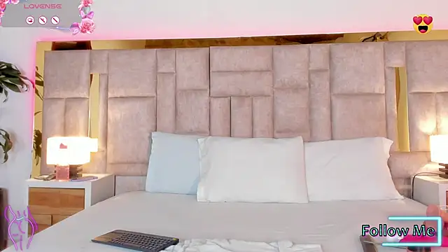 Miss Abigail  online show from 1, 3, 2025