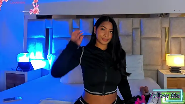 Miss Abigail  online show from 8, 4, 2026