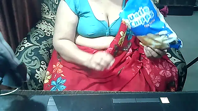 Snapshot of Punambhabisexy chatting on 18, 1, 2026 Punambhabisexy online show from 18, 1, 2026