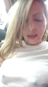  Abril-Office1 online show from 17, 2, 2025