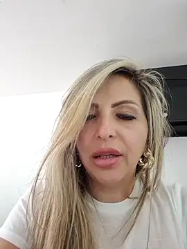  Abril-Office1 online show from 28, 2, 2025