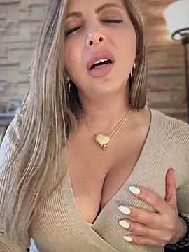  Abril-Office1 online show from 6, 10, 2025